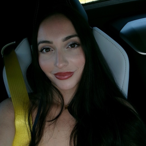 emilyalyse_